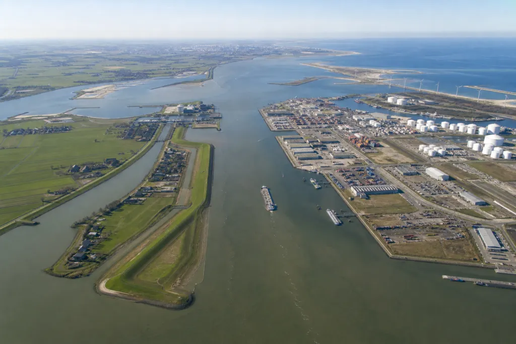 arbitration clauses netherlands